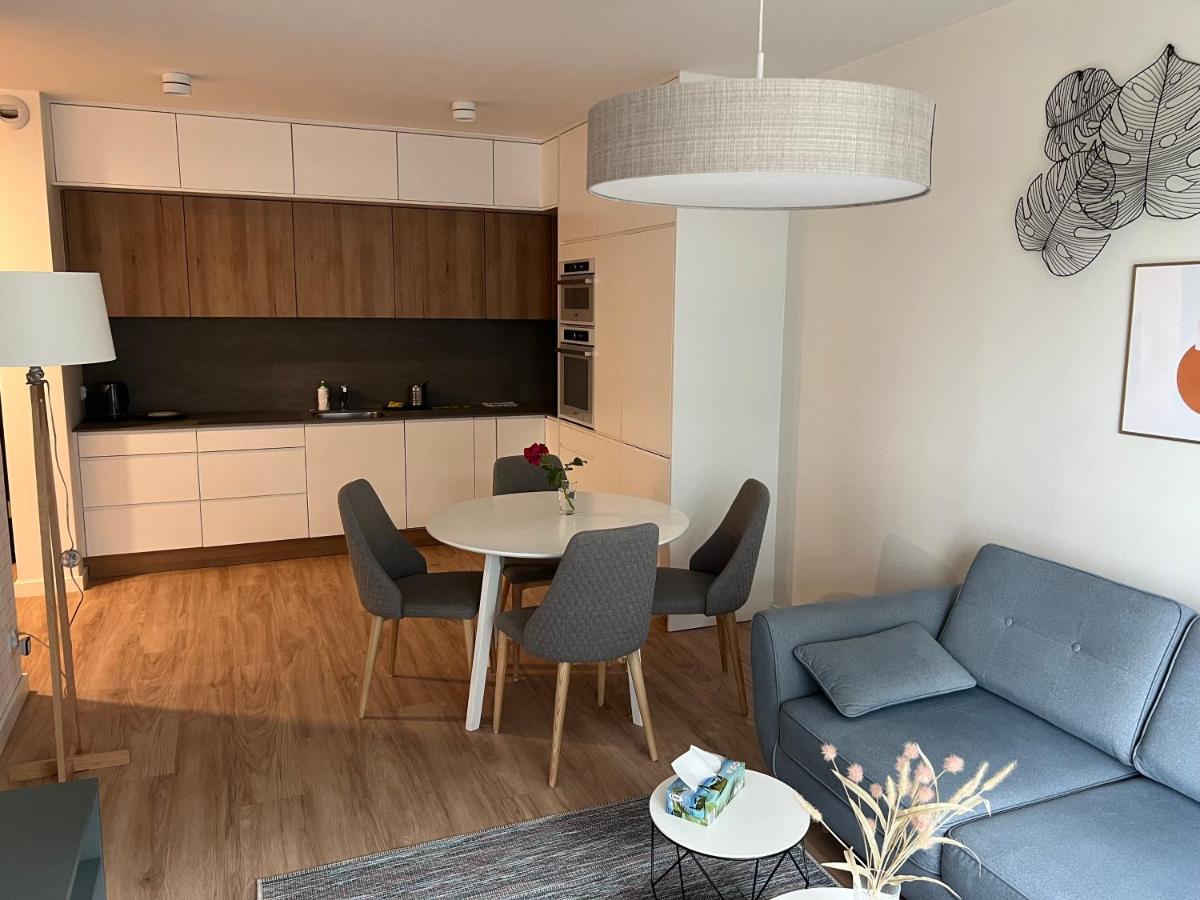 Apartament Mieszczanski Klima-Parkigfree2X-Netflix-Youtube Вроцлав Екстер'єр фото