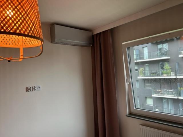 Apartament Mieszczanski Klima-Parkigfree2X-Netflix-Youtube Вроцлав Екстер'єр фото